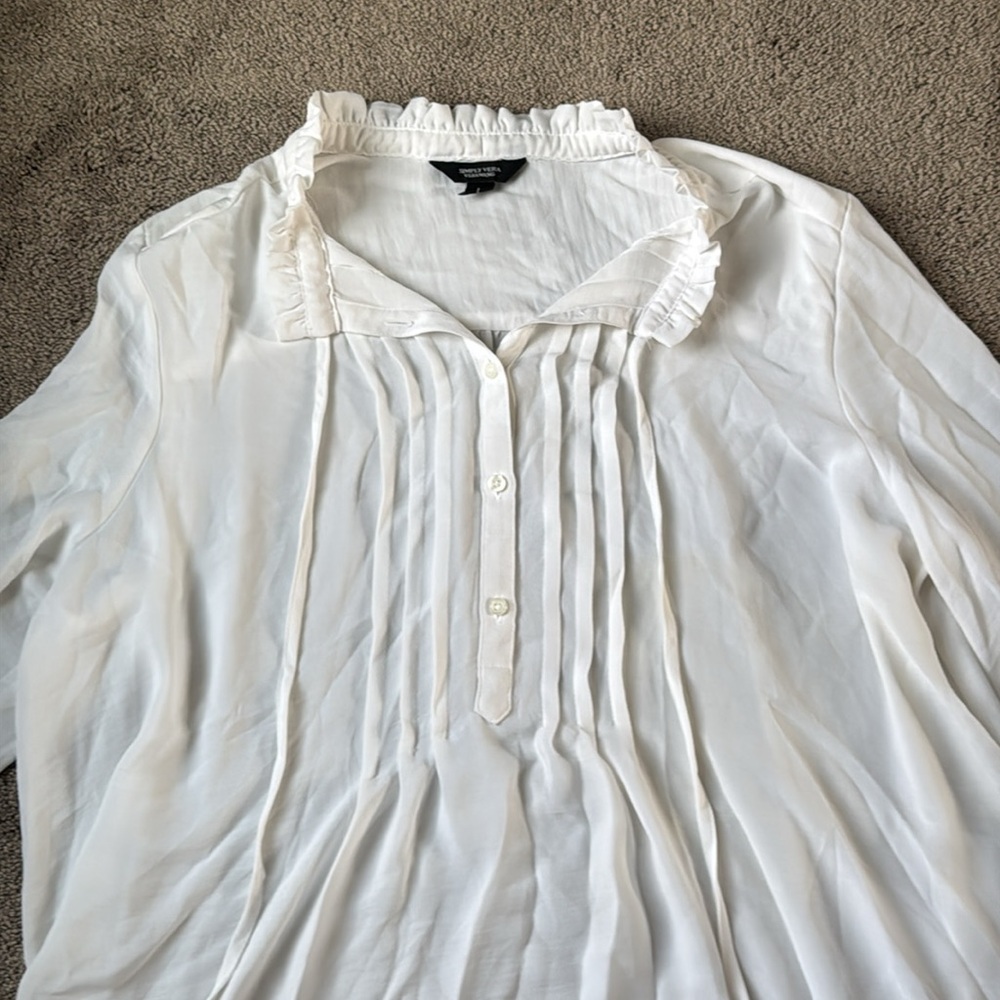 Simply Vera Vera Wang White Chiffon Pleated Ruffle Blouse SIZE L - Picture 2 of 5